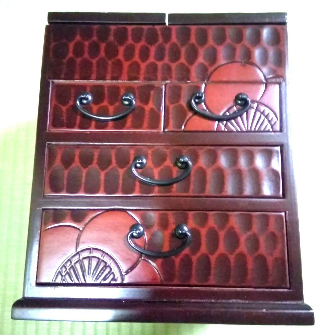 からくり箪笥・【新品・未使用】からくり三段・四ツ引箪笥(加賀梅彫り)