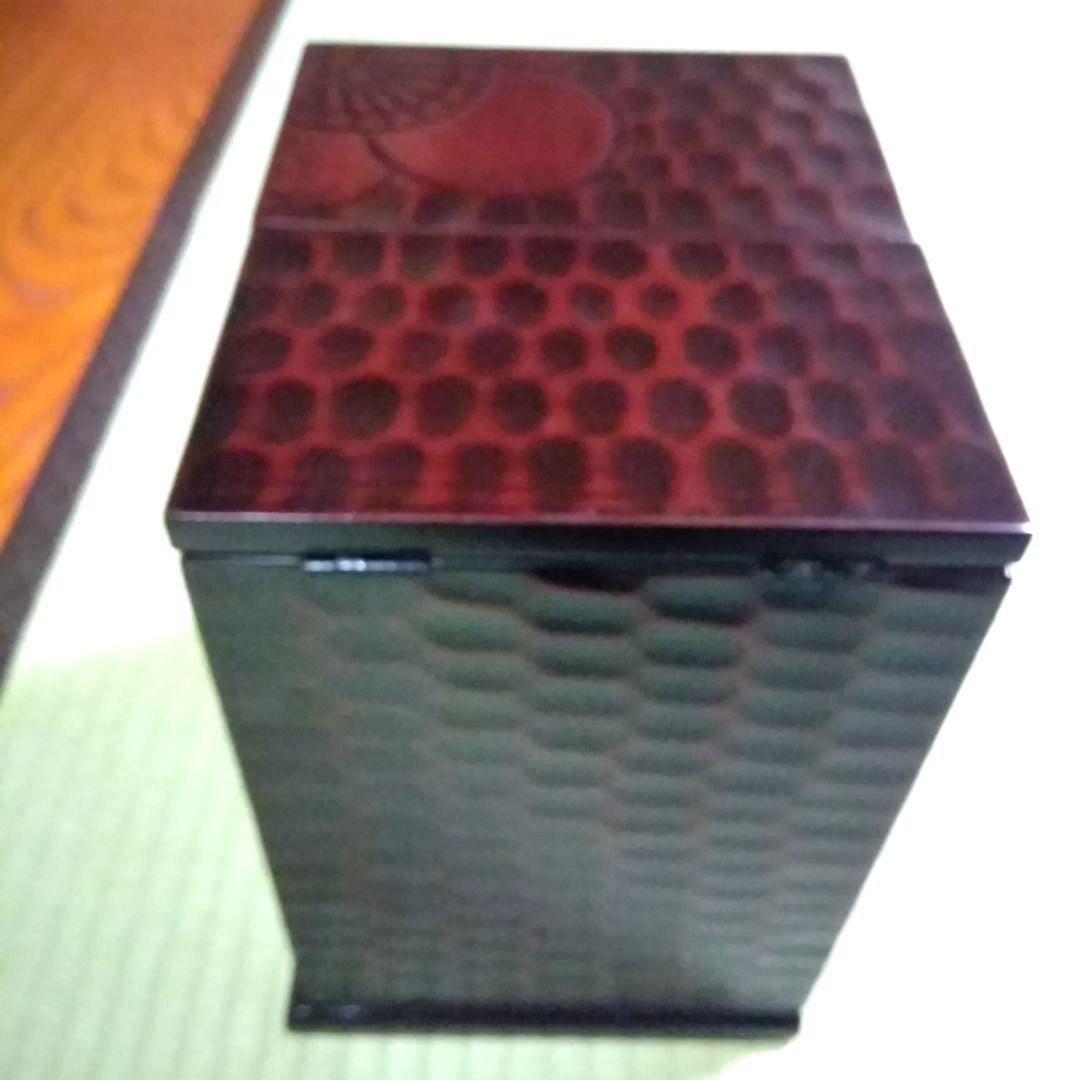 からくり箪笥・【新品・未使用】からくり三段・四ツ引箪笥(加賀梅彫り)