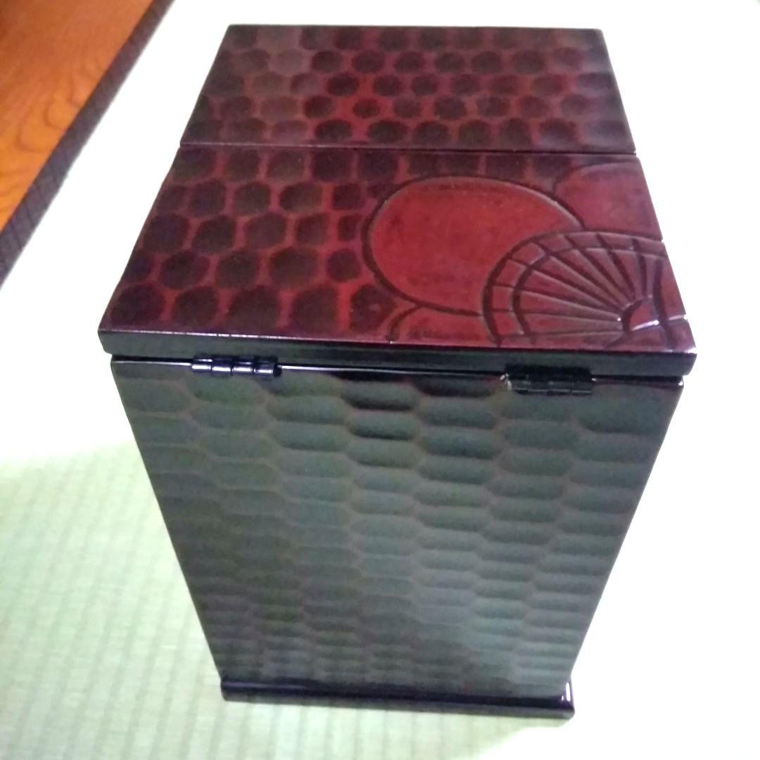 からくり箪笥・【新品・未使用】からくり三段・四ツ引箪笥(加賀梅彫り)