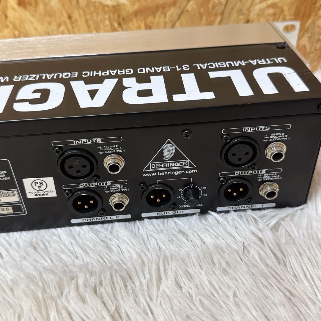 BEHRINGER 31バンド グラフィックイコライザー FBQ3102