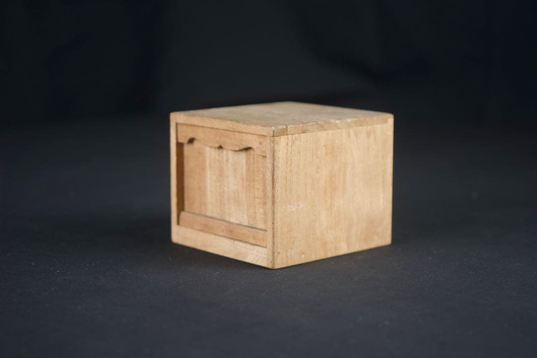 お多福 おたふく 招福 縁起物 置物 金属製