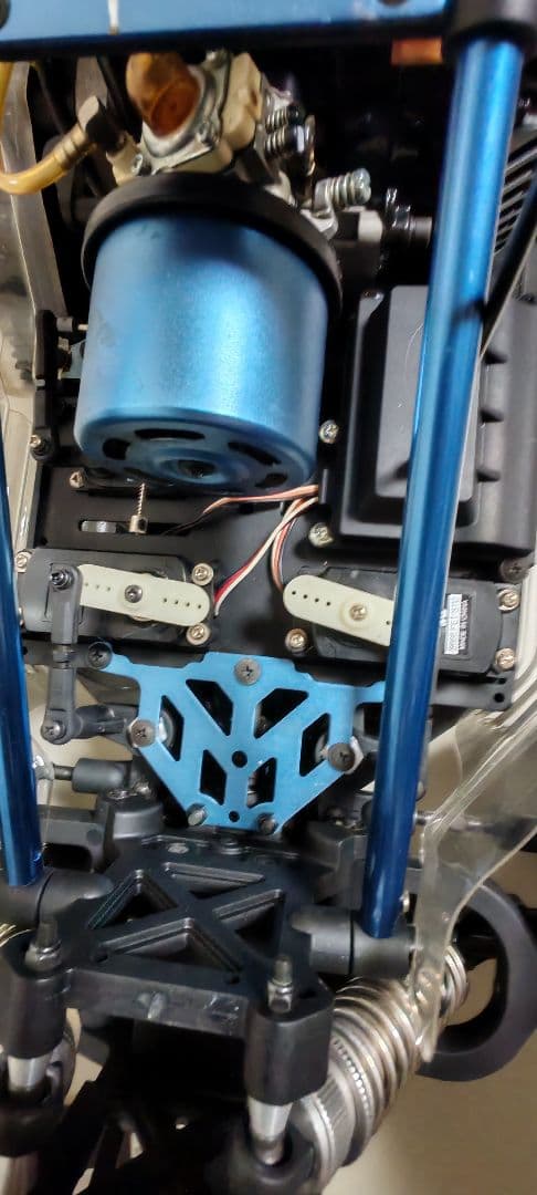 ＦＳレーシング １／５ モンスタートラックボディ☆３０CCエンジンカー☆