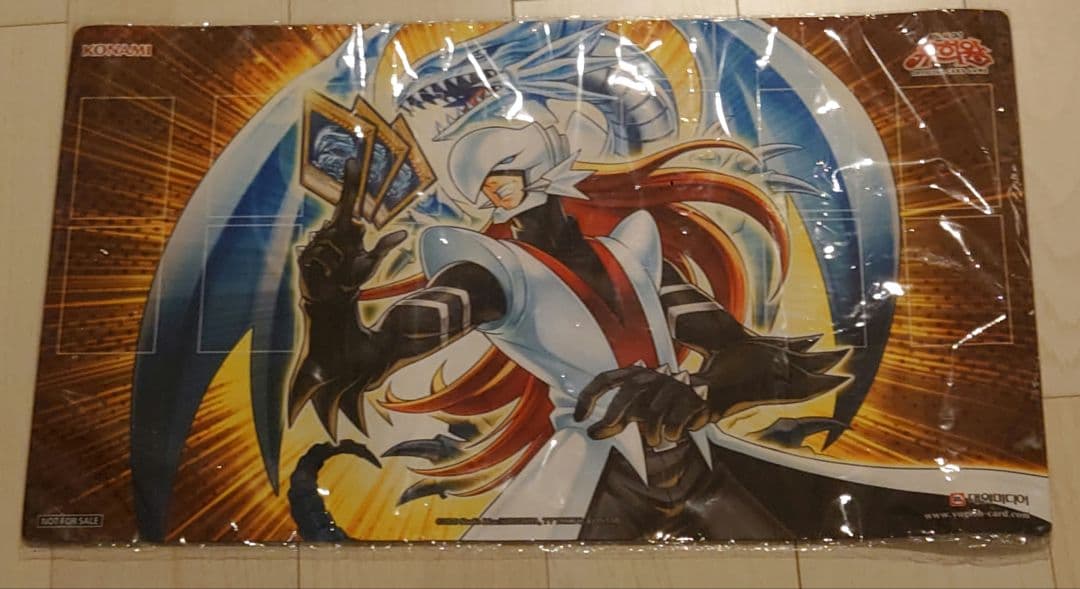 q*.様 遊戯王 正義の伝説 カイバーマン プレイマット