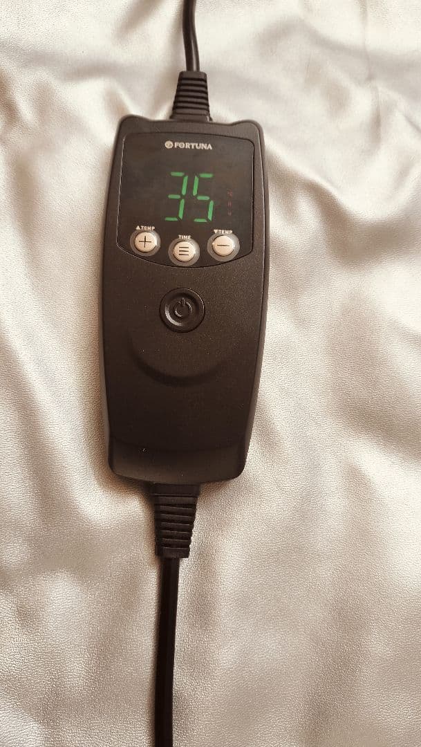 遠赤外線ヒートマット　敷タイプ　エステ