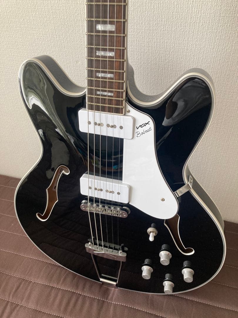 【まーや】VOX Bobcat V90 セミアコ