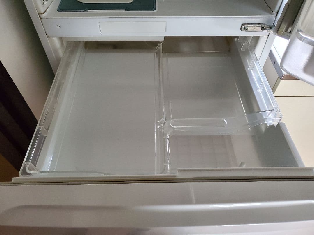 【あゆあゆ】三菱電機冷凍冷蔵庫401L MR-K40J-W1 2006年製