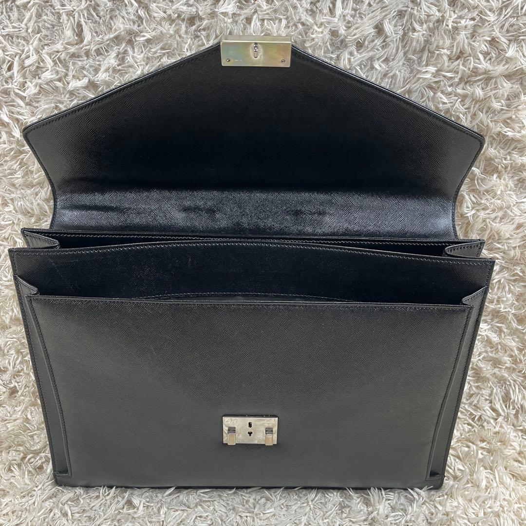 バーバリー ビジネスバッグ ブリーフケース サフィアーノ レザー A4 ブラック