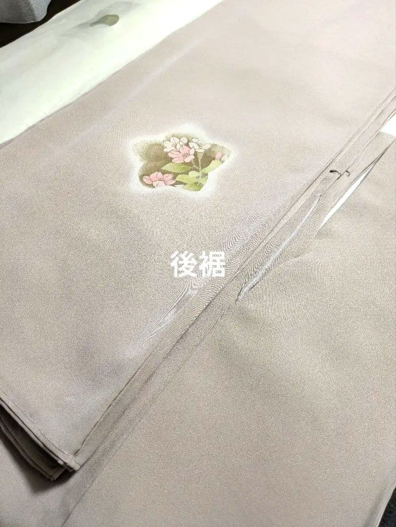 正絹京友禅染め手書き付下　ピンクベージュ季節の花お仕立て上がり