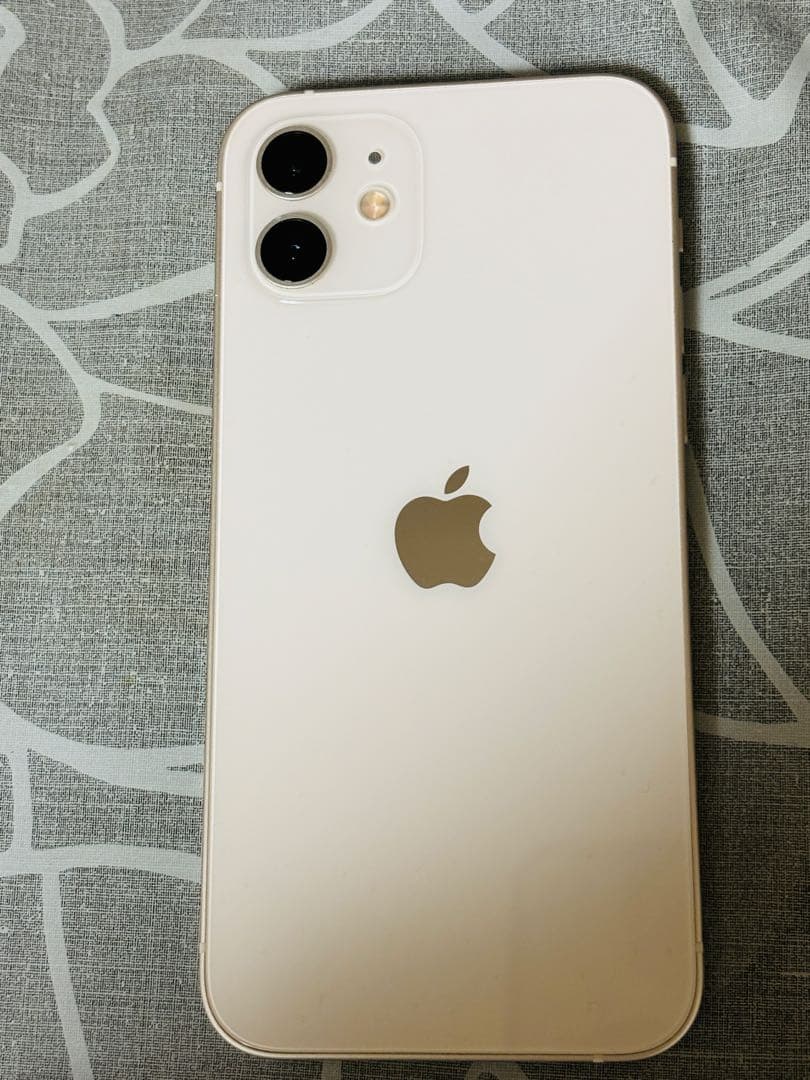 【良品】　iPhone 12ホワイト 256GB SIMフリー