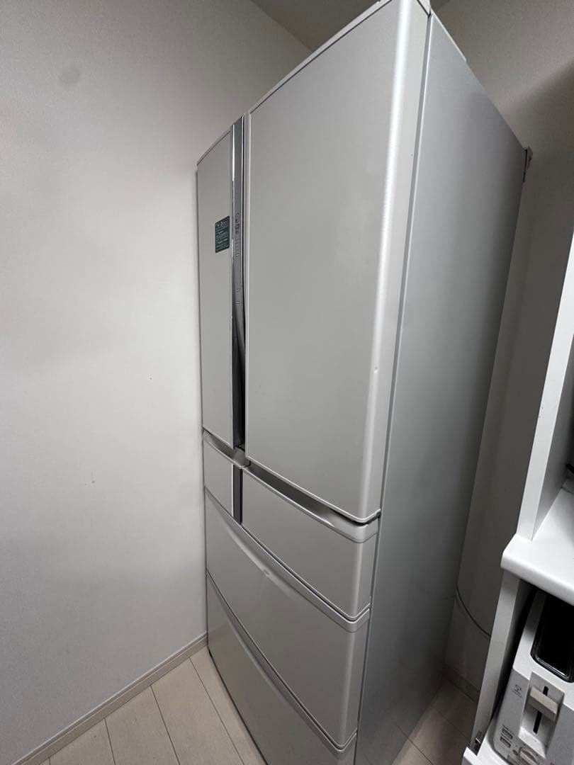 三菱ノンフロン冷凍冷蔵庫　MR-R52T-S 2012年製　ホワイト 520L