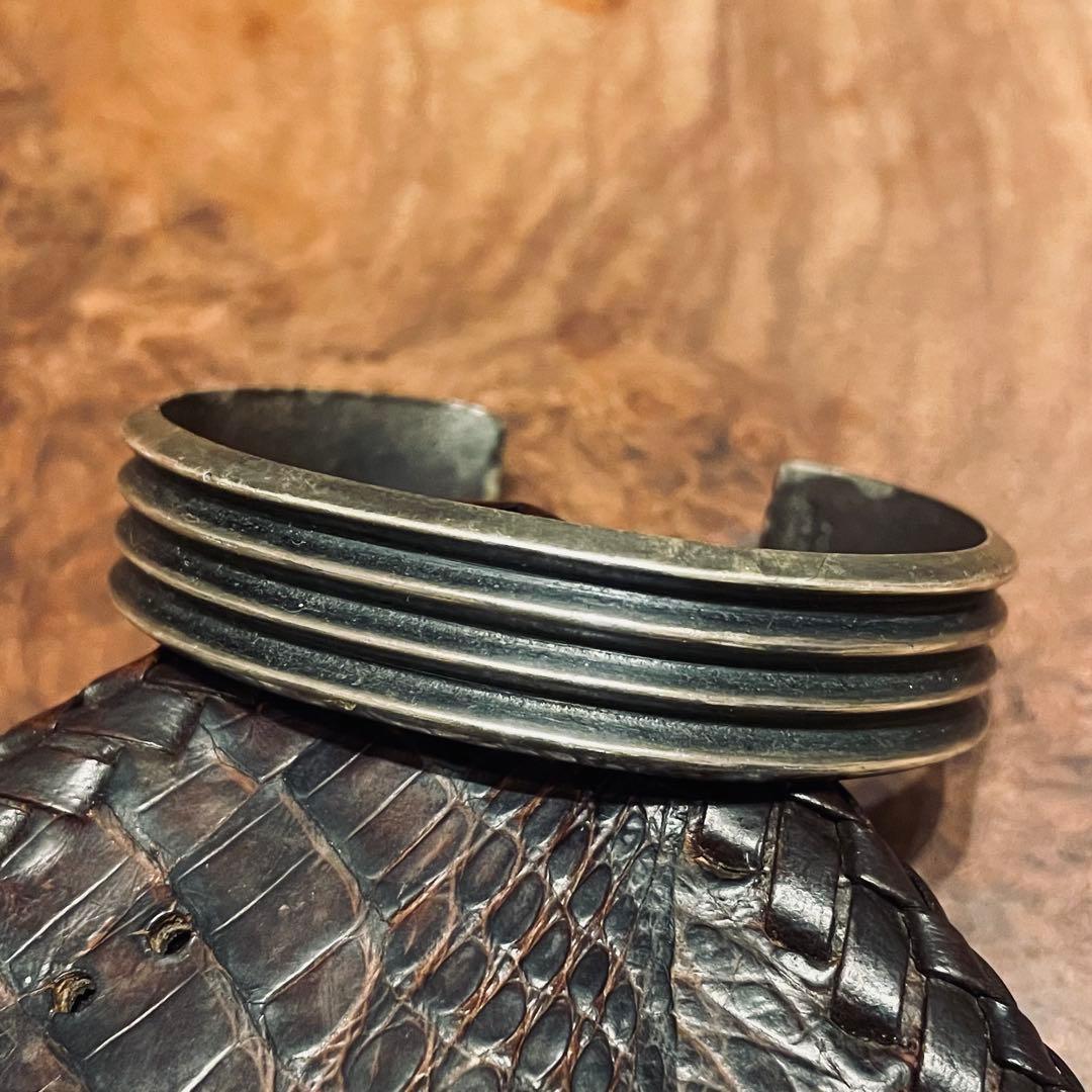 フランシス·ビゲイ作 シルバー バングル ナバホ インディアンジュエリー