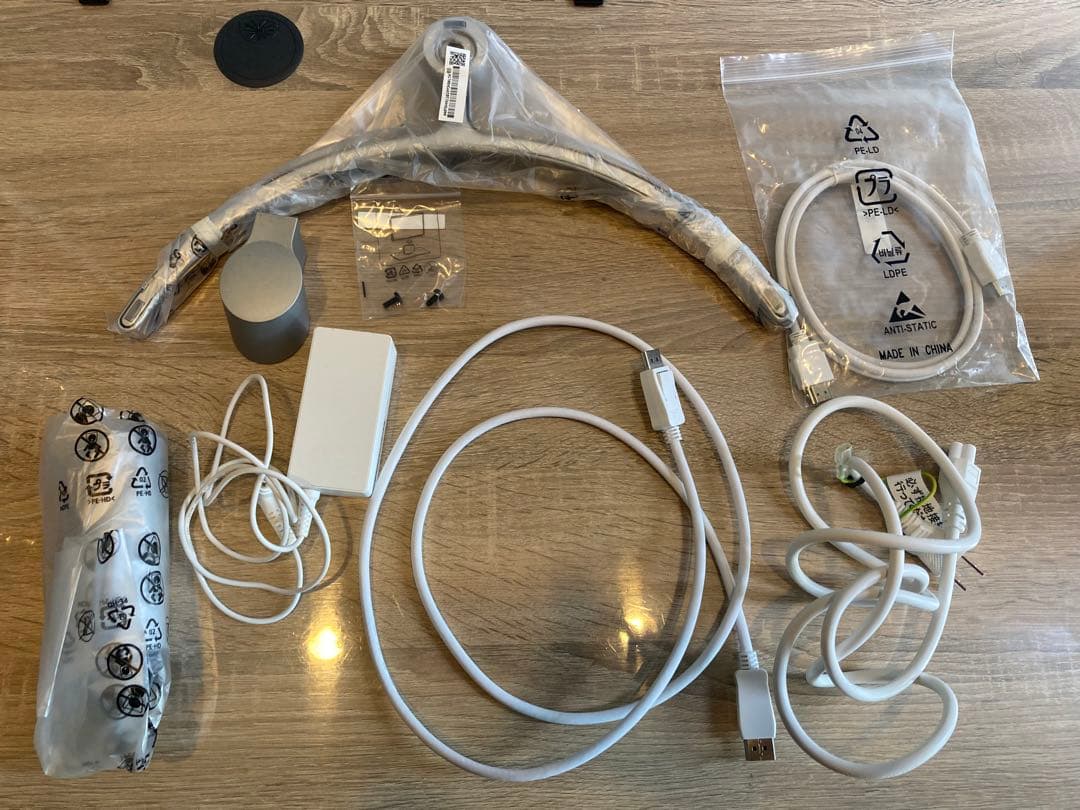 【値下げ中】【残り1台】モニター　LG　27インチ　4K　2023年4月製造