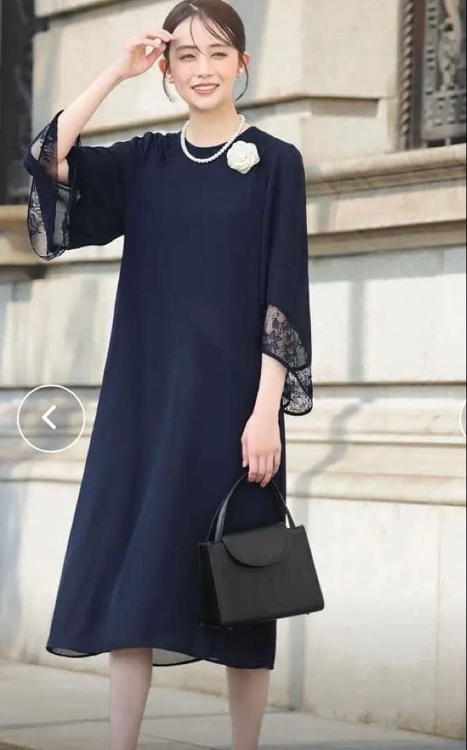 Floliaレース切り替えフレアスリーブＩラインワンピースネイビー