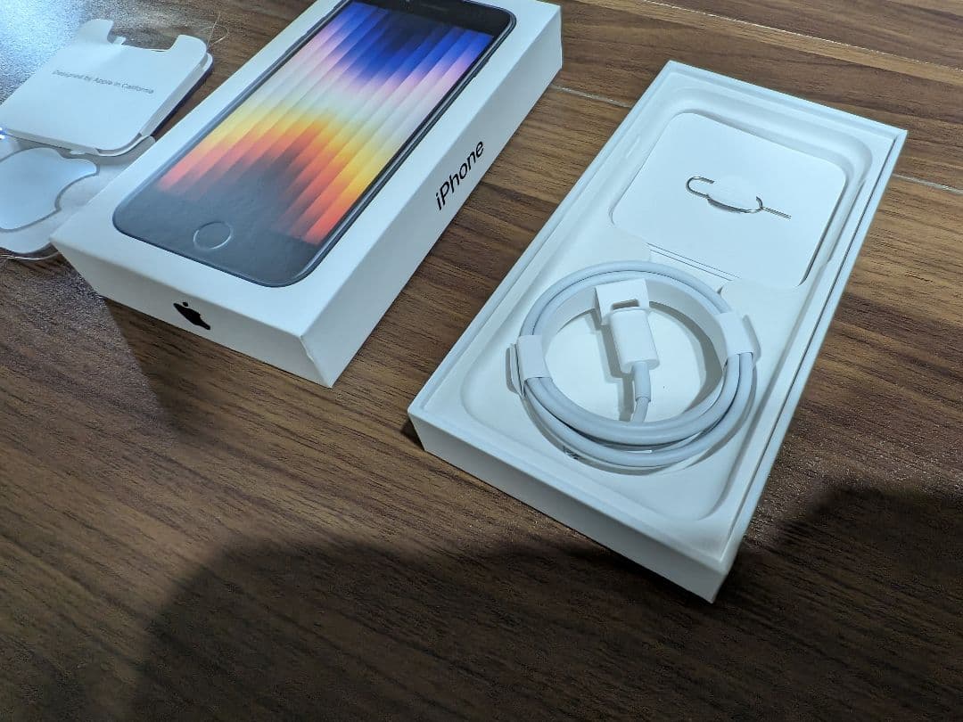 iPhone SE3 (第3世代) レッド 256GB SIMフリー 本体