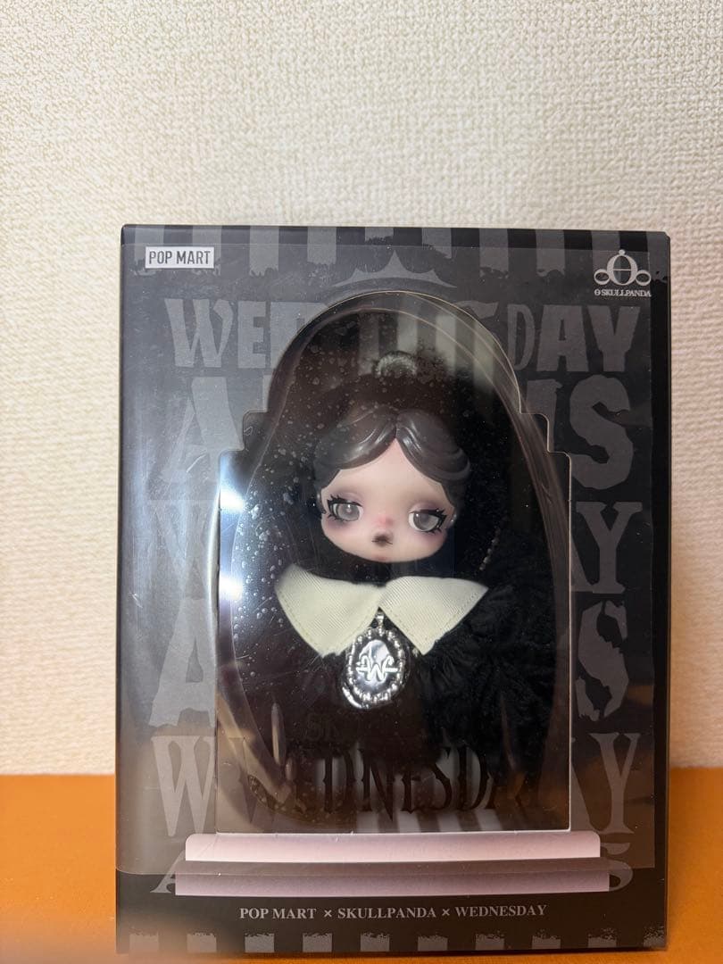 ℛ*】様 POPMART SKULLPANDA Wednesday NY限定 ス