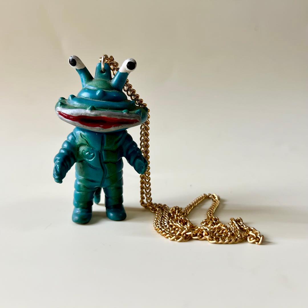 カネゴン　ペンダント　ソフビ　フィギュア　レトロ　当時物　ウルトラQ