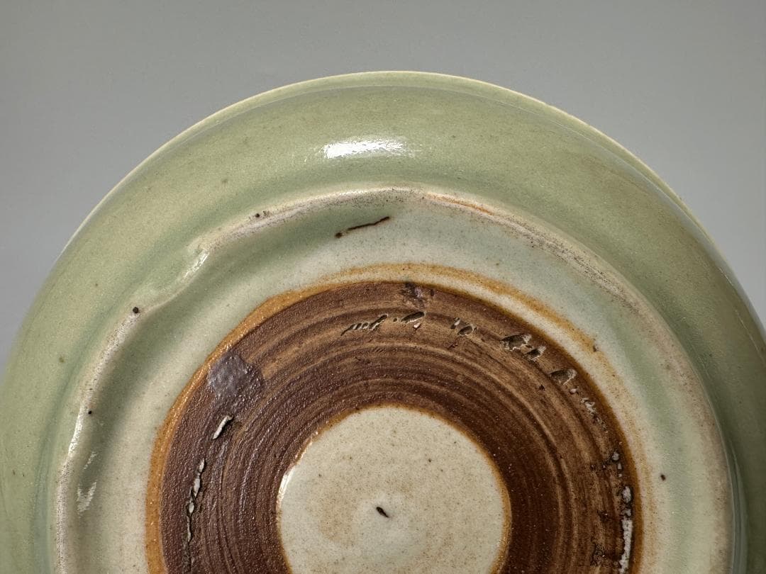 中国美術　元〜明時代　龍泉窯　青磁花卉文鉢　碗　古物保証　唐物　時代