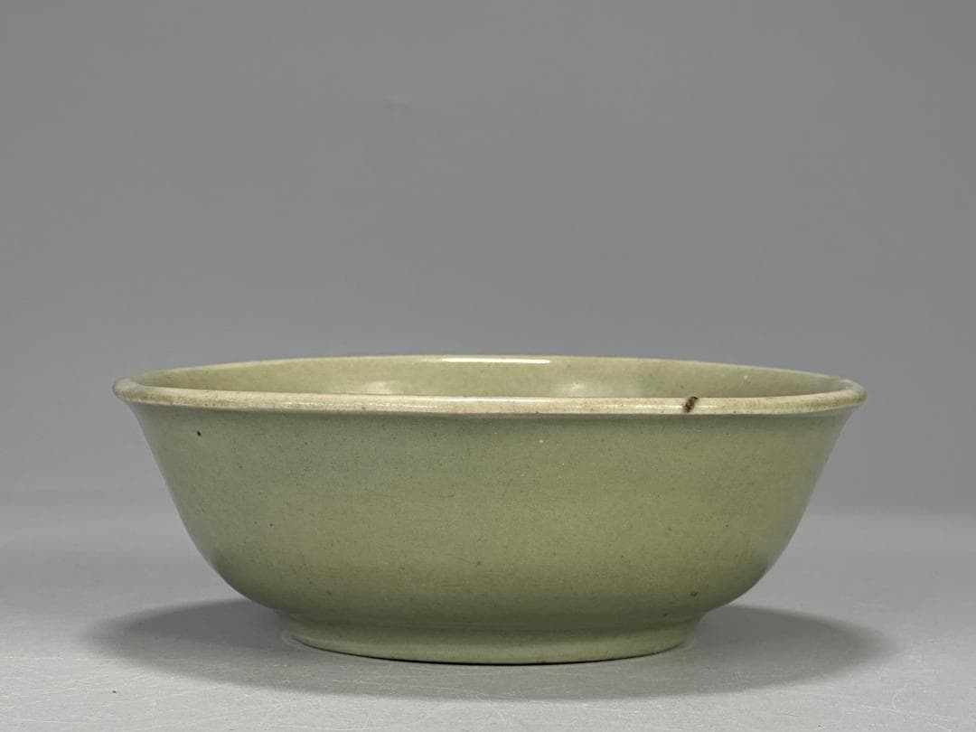 中国美術　元〜明時代　龍泉窯　青磁花卉文鉢　碗　古物保証　唐物　時代