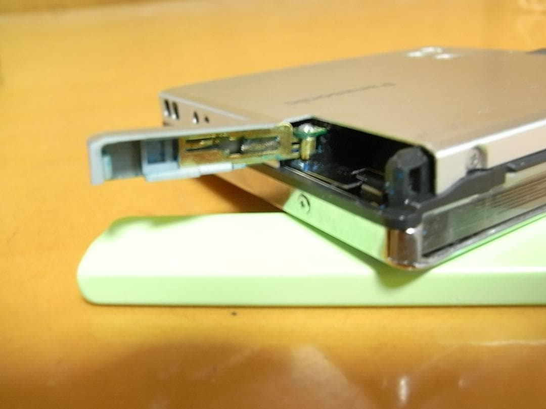 【動作確認済み・充電池新品】パナソニックポータブルMDプレヤー　MJ50