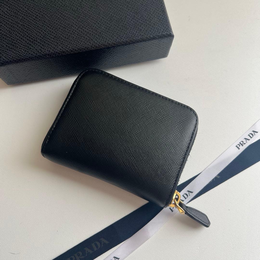 425 極上美品 PRADA プラダ 小銭入れ 財布 ラウンドファスナー