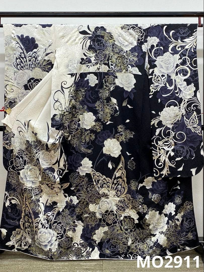 振袖 豪華 刺繍 金彩 紋意匠 薔薇尽くし 身丈160cm 撥水加工済