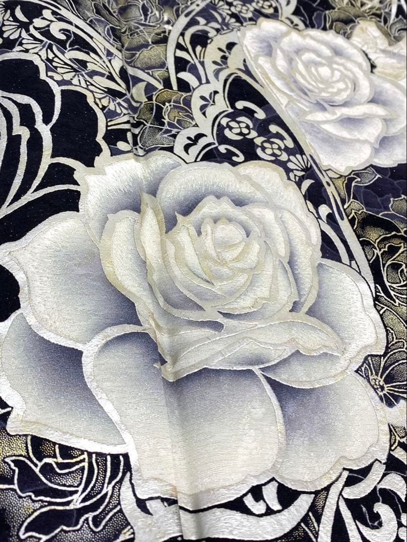 振袖 豪華 刺繍 金彩 紋意匠 薔薇尽くし 身丈160cm 撥水加工済