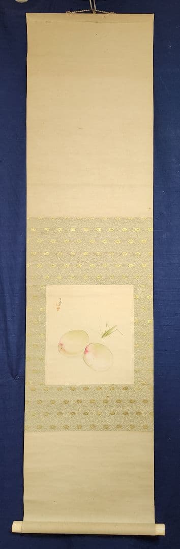 【桃に虫図】広田百豊 2609　掛け軸　肉筆