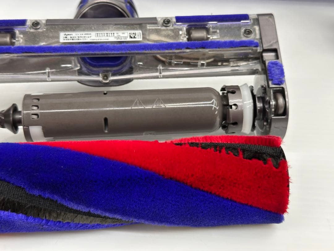 美品　ダイソン　掃除機　SV21 本体　ヘッド　パイプ　純正バッテリー付き　良品