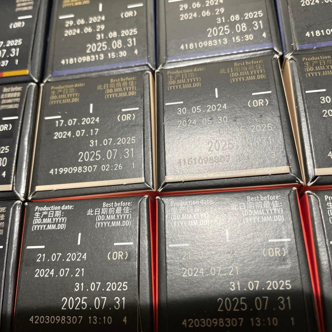 ネスプレッソ 限定９本、 デカフェ３本、定番３本