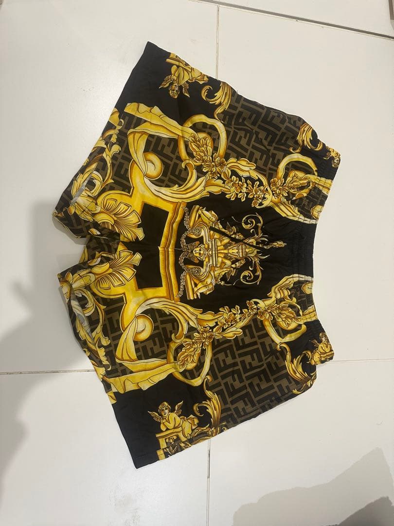 FENDACE FENDI× VERSACE水着 サイズ50 ゴールドバロック