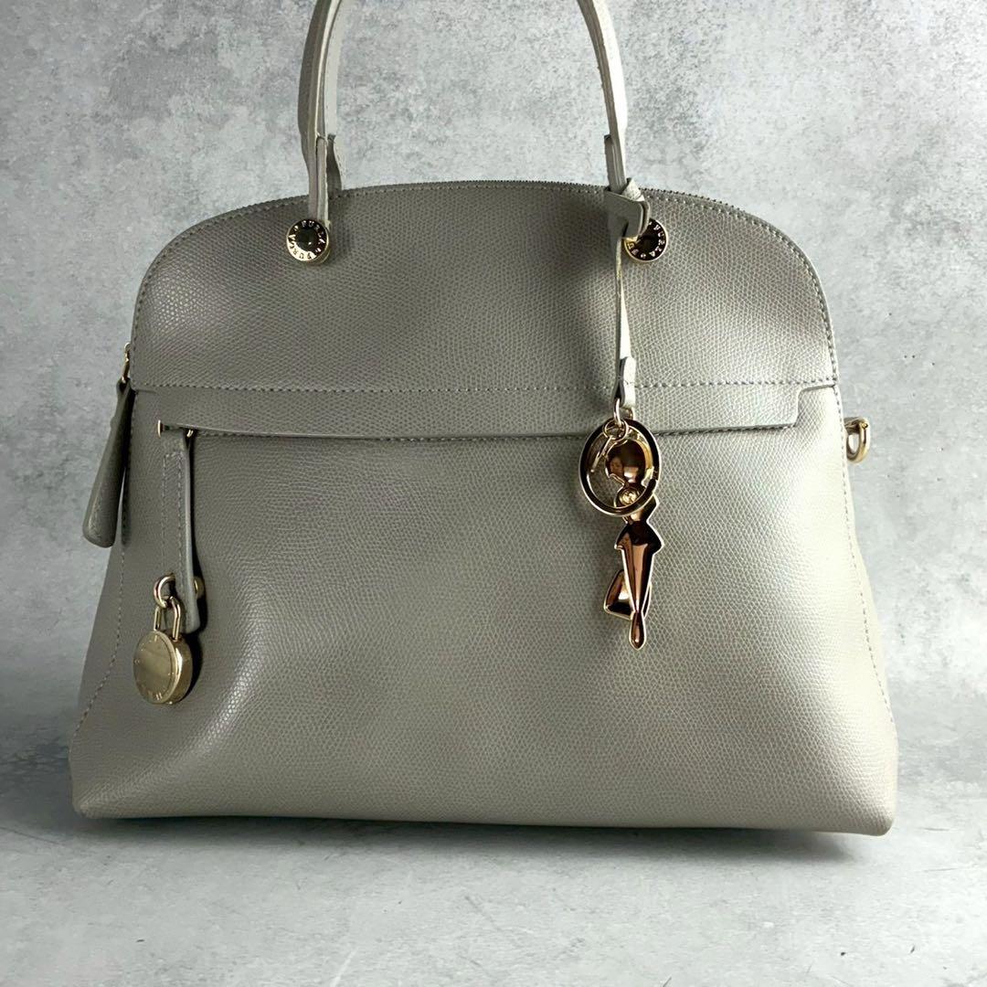 美品✨フルラ パイパー M ドーム 2way ハンド ショルダーバッグ レザー