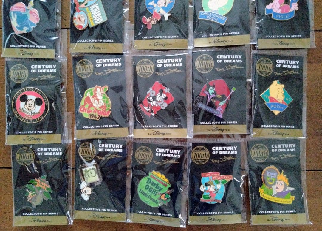 レア！レトロ★ディズニーストア★ウォルト生誕100周ピンバッジ★フルコンプセット