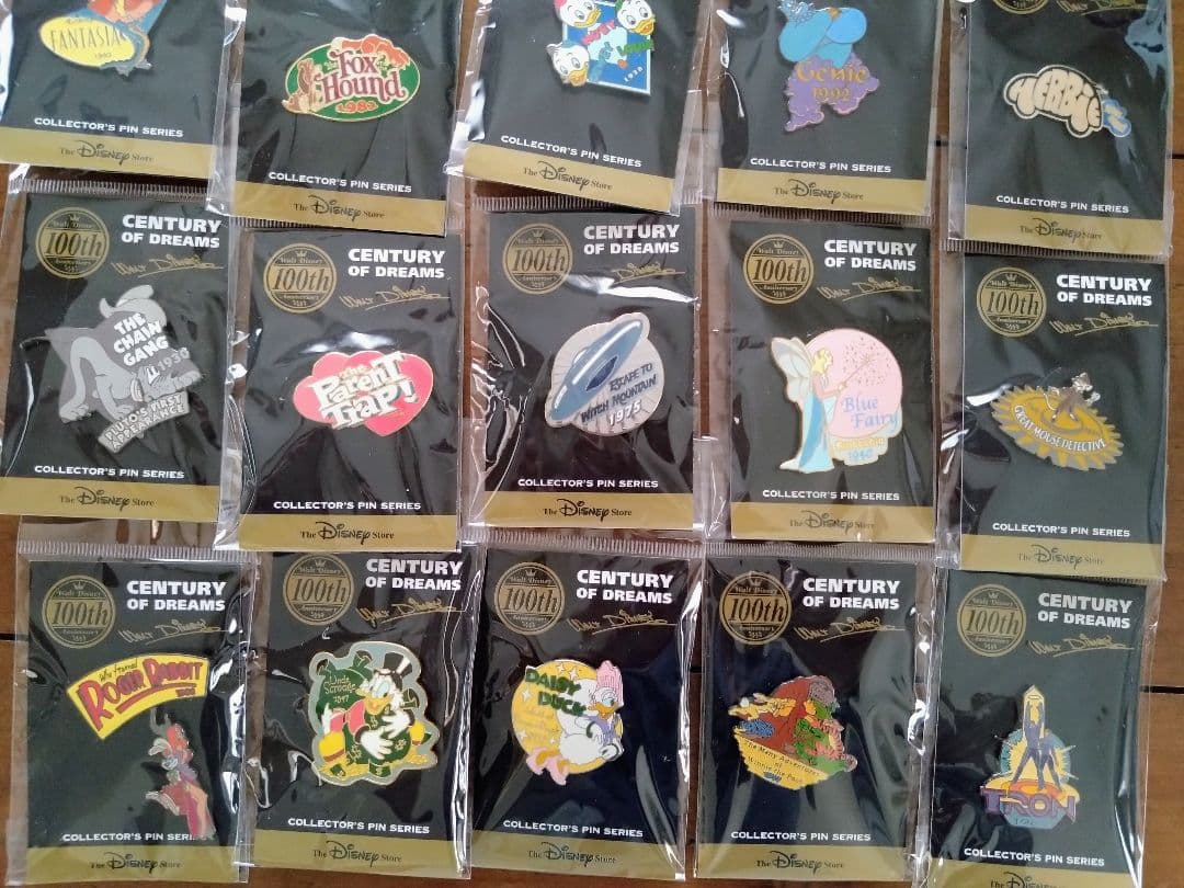 レア！レトロ★ディズニーストア★ウォルト生誕100周ピンバッジ★フルコンプセット