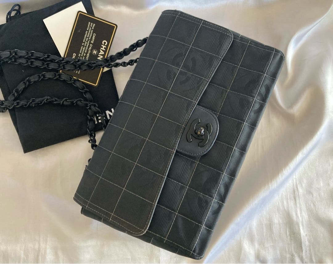 まいり様♡CHANEL ニュートラベルライン　ブラック　チェーンバッグ