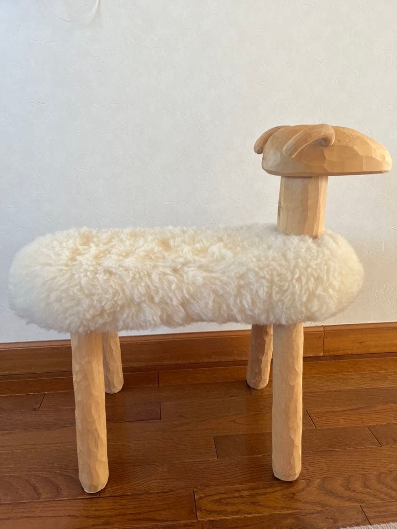 puu ja puu プーヤプー 北欧 手作り パイン材 ムートン 羊 スツール