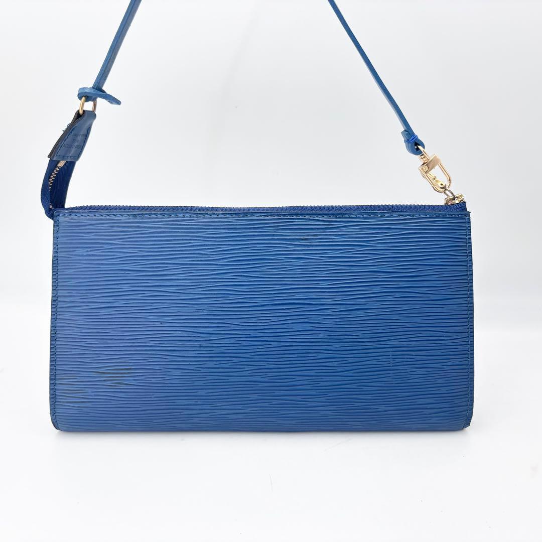 ルイヴィトン M52945 エピ ポシェット アクセソワール ポーチ ブルー