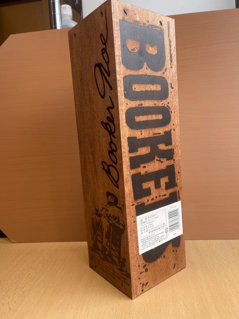 入手困難　ブッカーズ 2019-01E バーボンウイスキー 750ml 木箱付