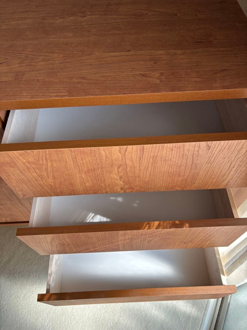 ブラウン木製キャビネット 中型 3引き出し