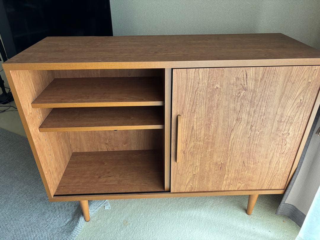 ブラウン木製キャビネット 中型 3引き出し