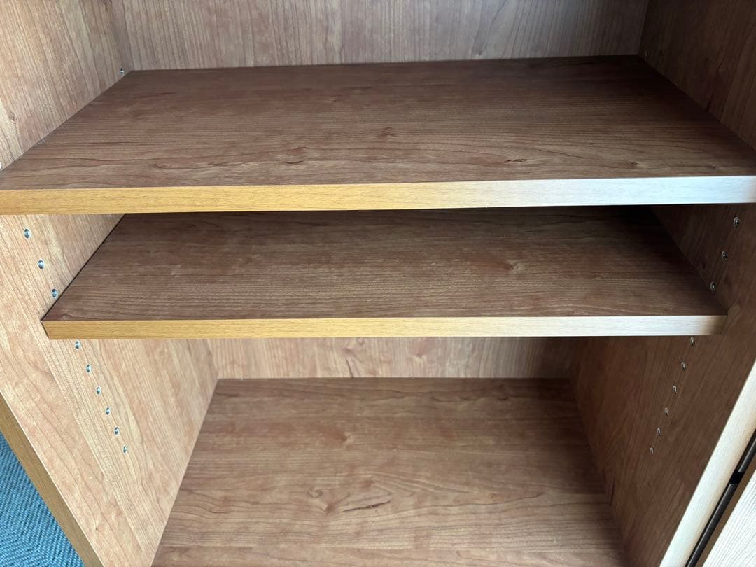 ブラウン木製キャビネット 中型 3引き出し