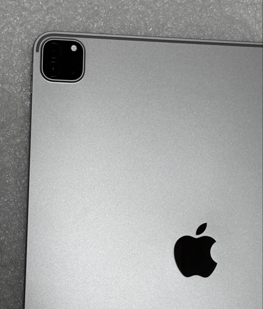 美品　バッテリー最大容量90%　iPad Pro 12.9 第6世代 512GB