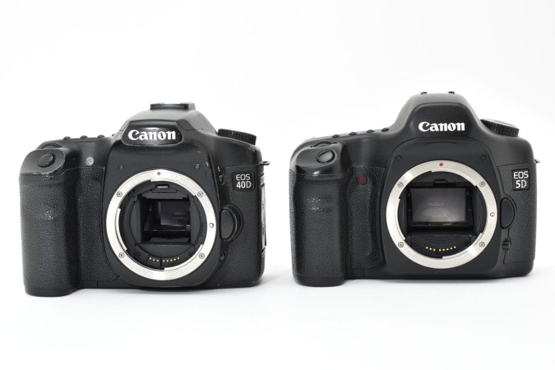 【2台セット】 CANON キャノン EOS 5D＋40D 通電確認済み カメラ