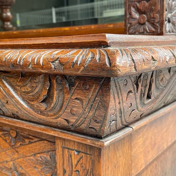 1880年頃　イギリスアンティーク　ミラーバックキャビネット　カップボード