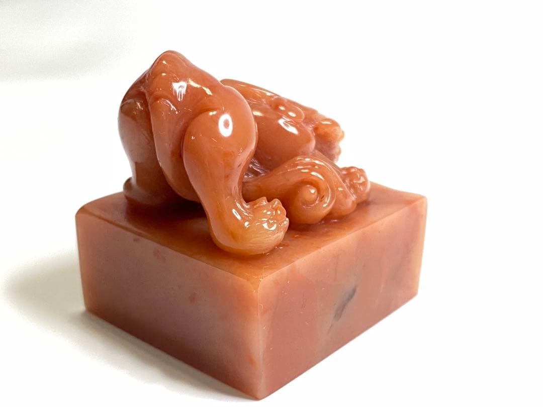 114 ラオス石　瑞獣貔貅　大印面　印材　印石　篆刻　書道　落款　雅号　箱付き