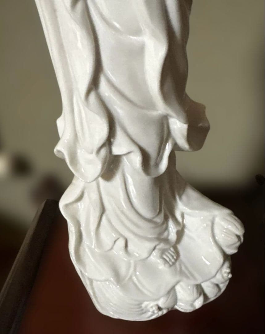 ★ヴィンテージ 徳化窯 白磁観音菩薩像【＊】