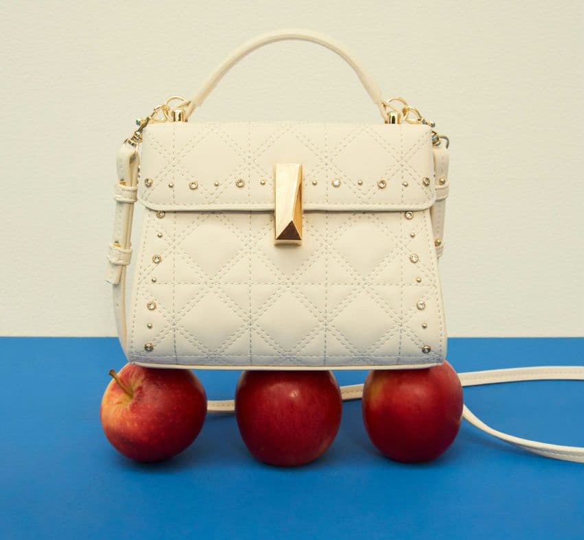 CELFORD【リュタン】キルティングビジュースタッズポシェット