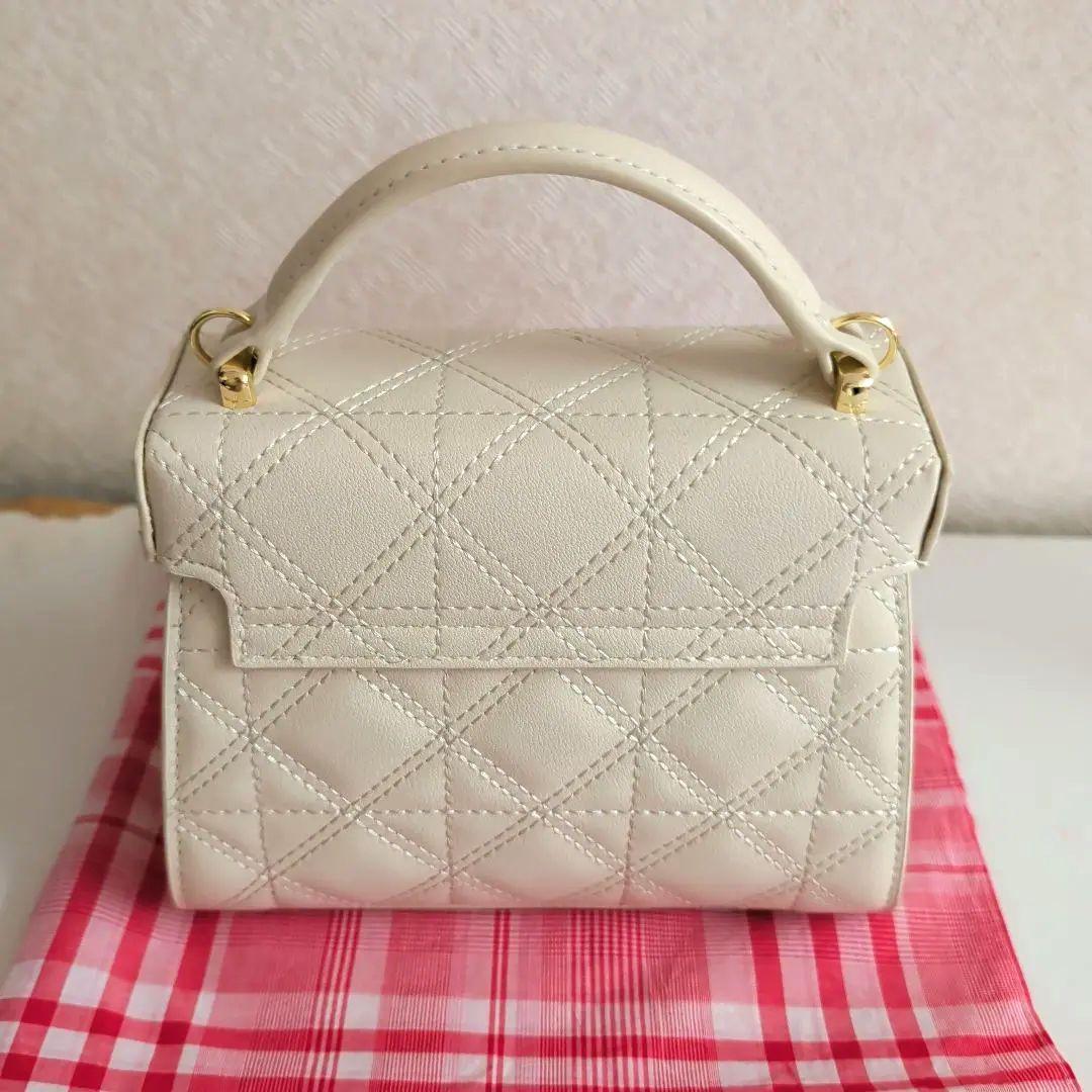 CELFORD【リュタン】キルティングビジュースタッズポシェット