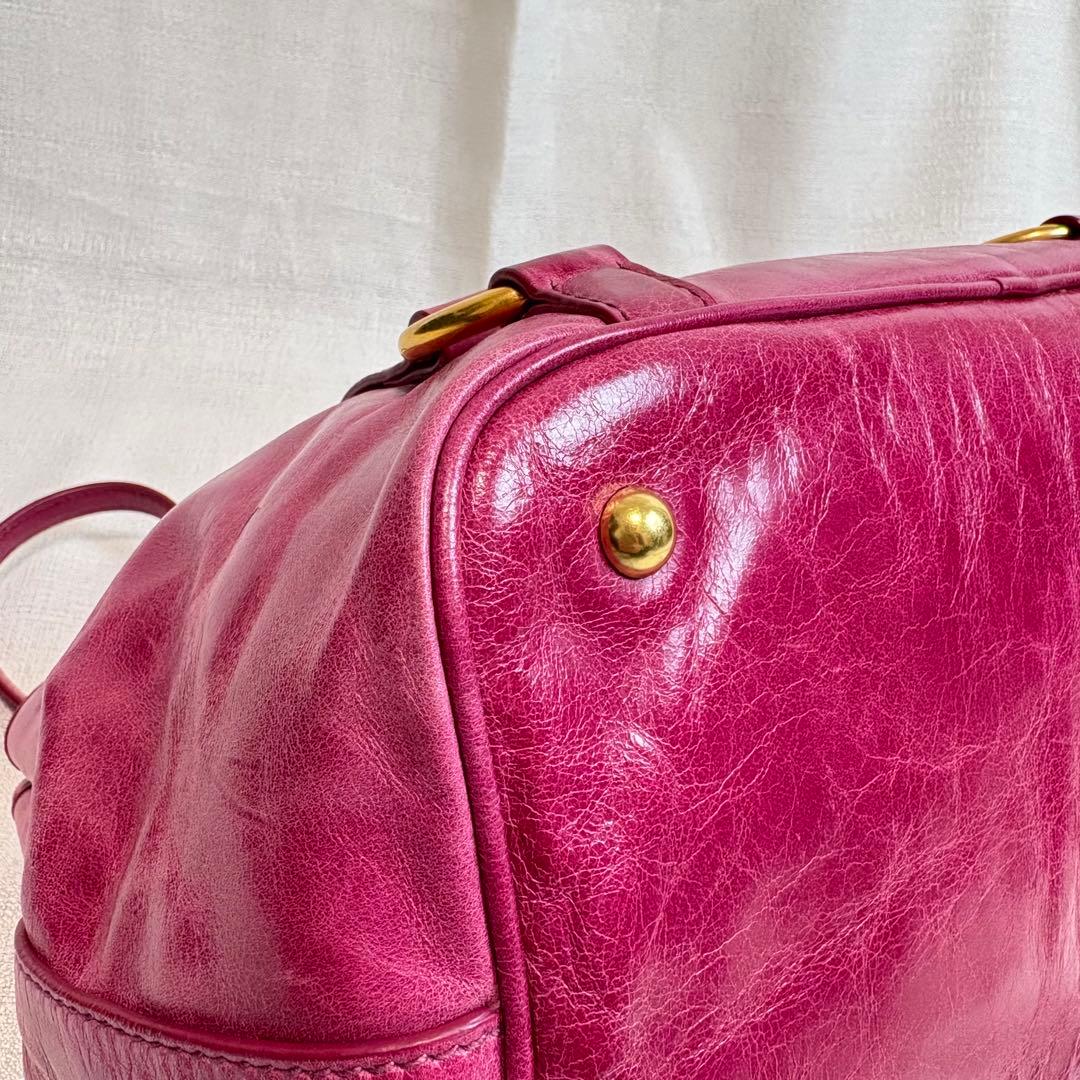 miumiu 2WAYショルダーバッグVITELLO LUX ヴィッテロルクス