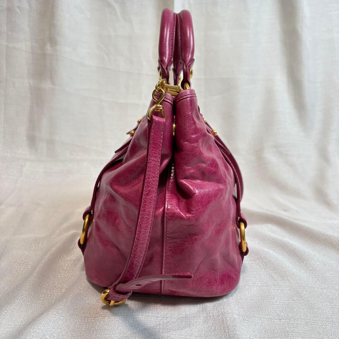 miumiu 2WAYショルダーバッグVITELLO LUX ヴィッテロルクス