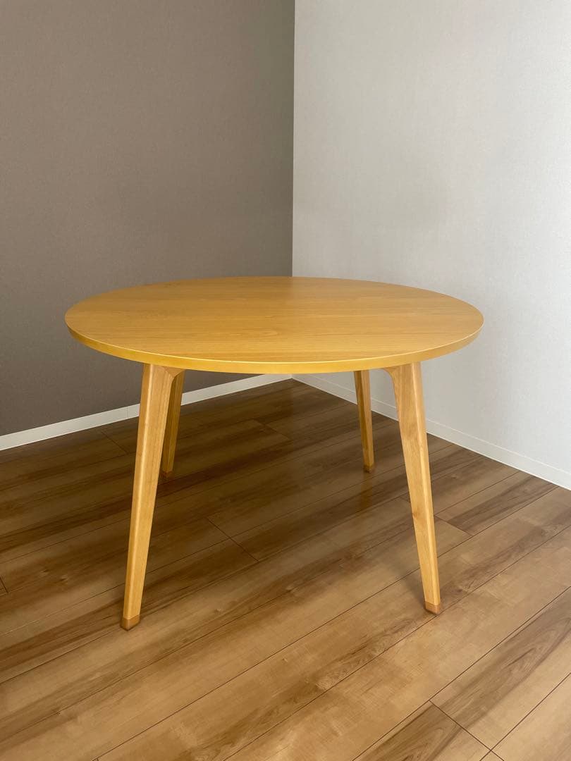 【最終値下げ24日まで】自然と視線が交わる 円形ダイニングテーブル